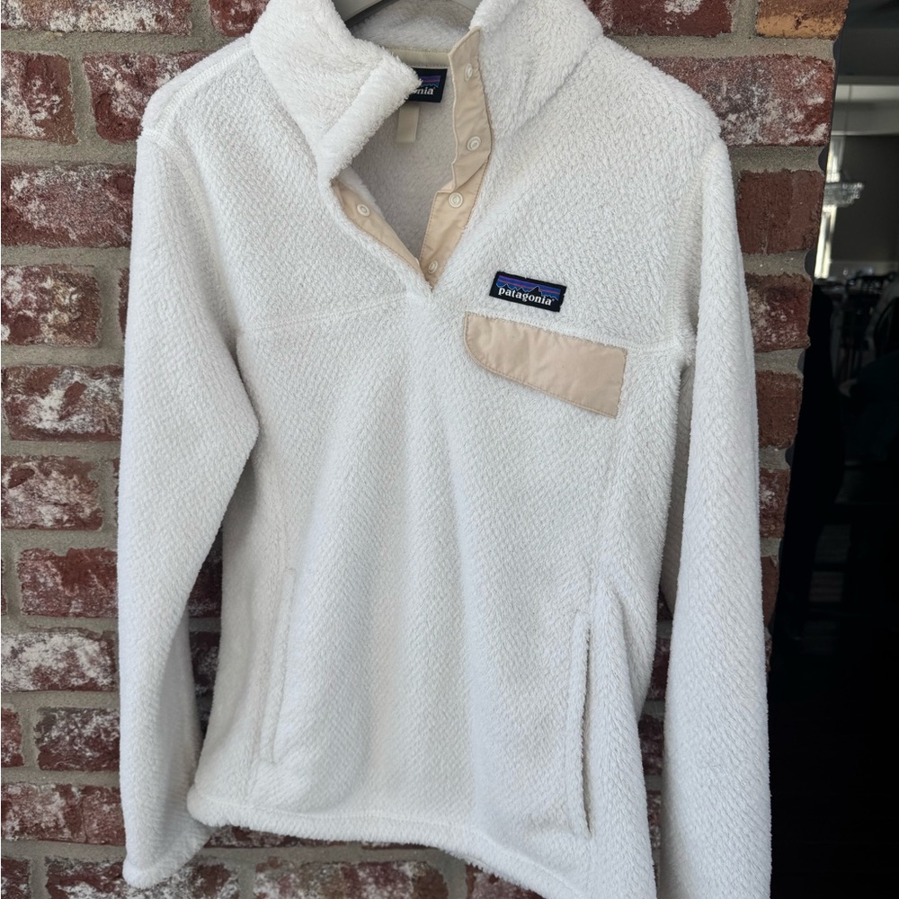 Patagonia Cream Fleece Jacket